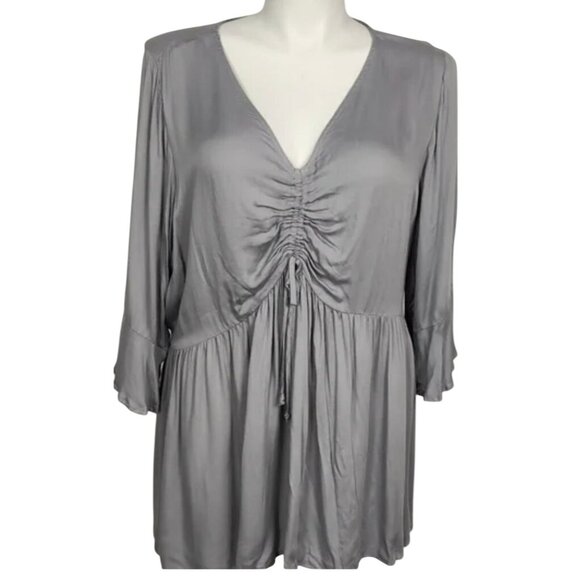 Torrid Tunic Top Womens Size 1 Gray Ruched Front Peplum Boho Flowy Rayon Blouse - Picture 1 of 10